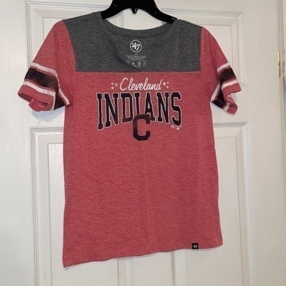 Cleveland Indians Small V-Neck Shirt - Picture 3 of 9